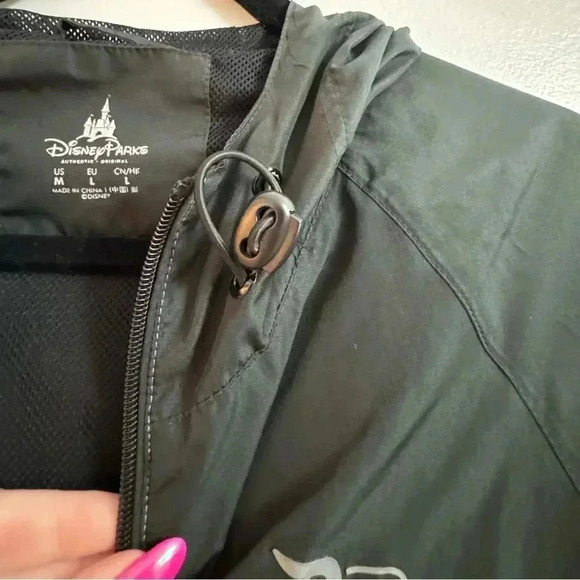 Disney Parks 1955 Disneyland Black Gray Zip Up Windbreaker Rain Jacket Medium - Picture 11 of 14